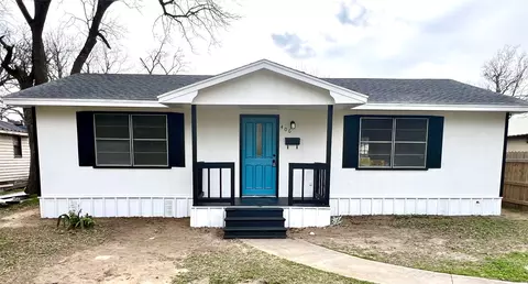406 E Brazos St, Groesbeck, TX 76642