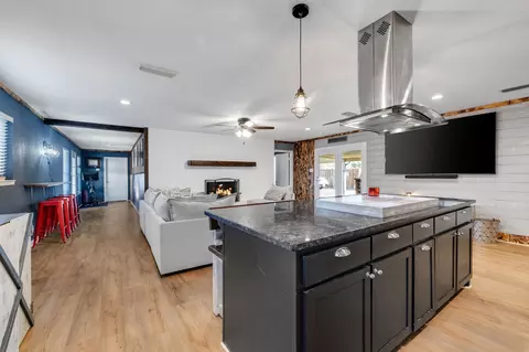 6537 Briley Dr, North Richland Hills, TX 76180
