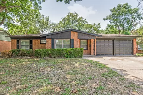 2406 Globe Ave, Dallas, TX 75228