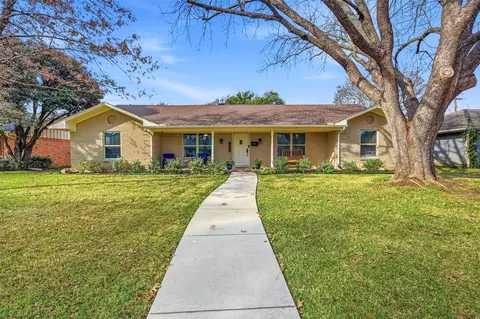 10317 Countess Dr, Dallas, TX 75229