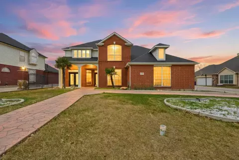 3010 Saint Joseph Dr, Mansfield, TX 76063
