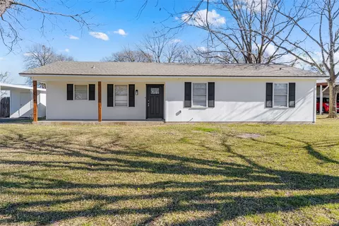 1312 Crow Dr, Waco, TX 76705