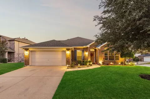 4300 Latigo Cir, Fort Worth, TX 76244