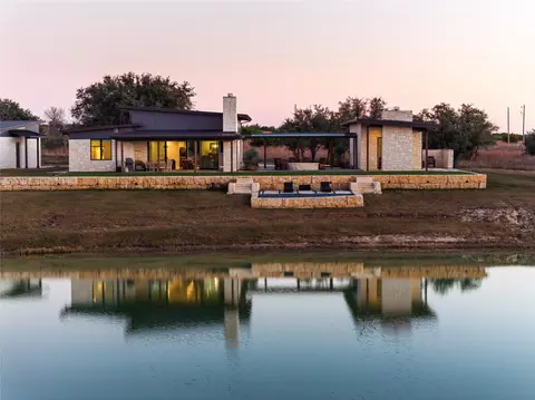1402 Pr 21, Glen Rose, TX 76043