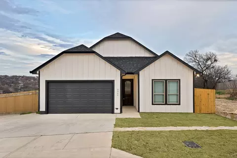 2922 Pearl Ave, Fort Worth, TX 76106