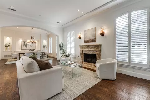 14828 Bellbrook Dr, Dallas, TX 75254