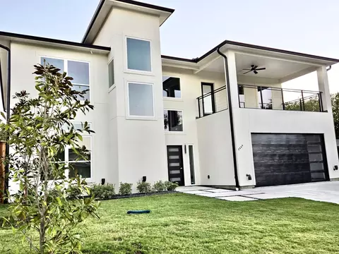 2950 Sundial Dr, Dallas, TX 75229