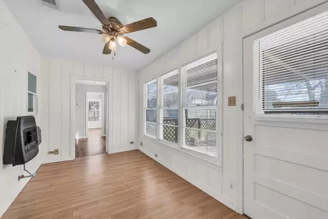 Entry Way - 704 E Mclennan Ave, Mart, TX 76664 photo 2 of 3
