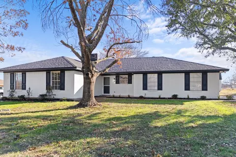 602 Cardinal Dr, Ovilla, TX 75154