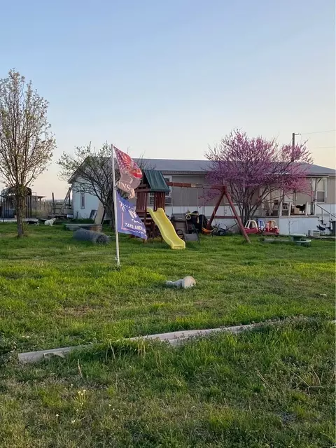 235 Hilltop Trl, New Fairview, TX 76078