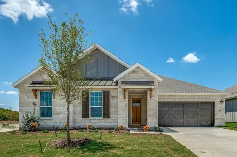 348 Fallbrook Dr, Aledo, TX 76008