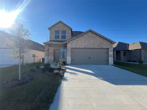 545 Epiphany Ln, Lavon, TX 75166