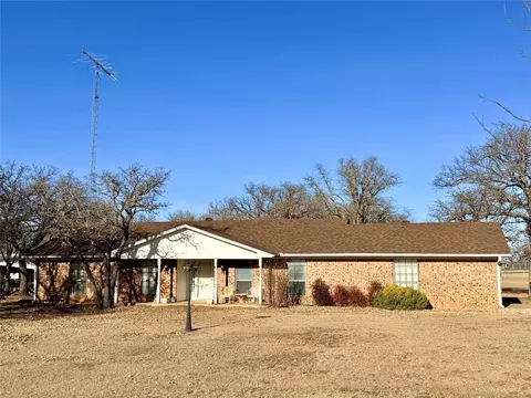 127 E Park Rd, Graham, TX 76450