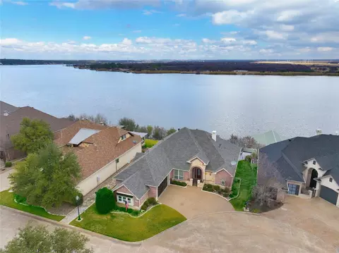 4302 Shale Bluff Ct, Granbury, TX 76048