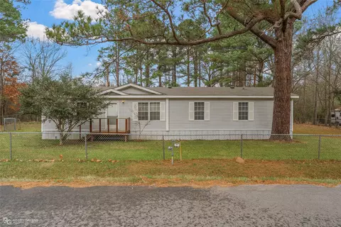1230 Chipper Ln, Keithville, LA 71047