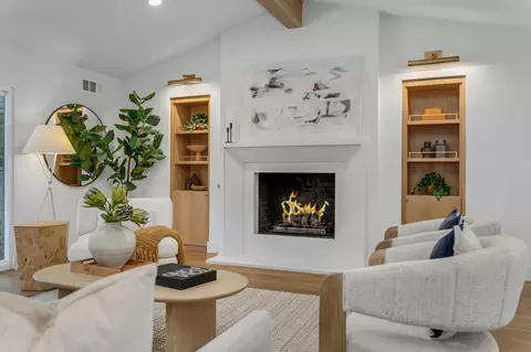 4341 Boca Bay Dr, Dallas, TX 75244