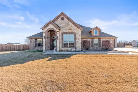 134 High Ridge Ct, Decatur, TX 76234