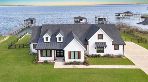 2207 Lake View Lndg, Corsicana, TX 75109
