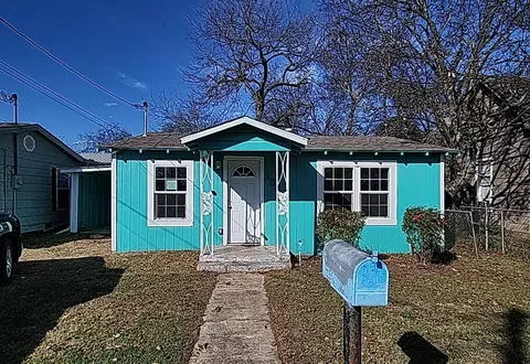 108 Monroe St, Cleburne, TX 76033