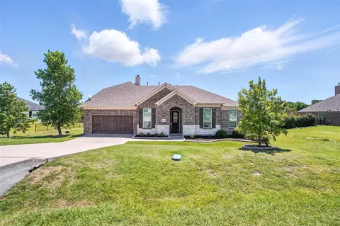 2616 Morning Mist Ln, Nevada, TX 75173