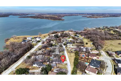 113 Faye Cir, Little Elm, TX 75068