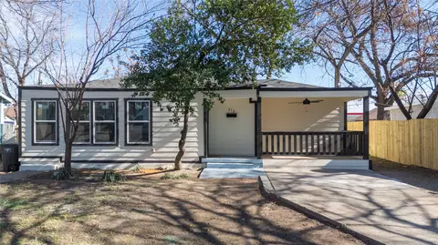 312 N Retta St, Fort Worth, TX 76111