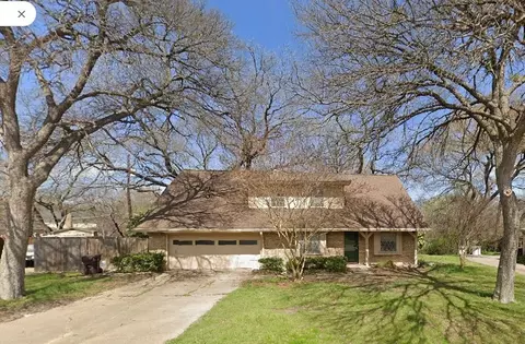 2123 Greenbriar Ln, Plano, TX 75074