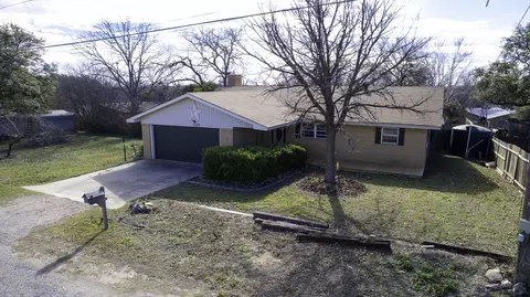 1002 W Wrights Ave, Comanche, TX 76442