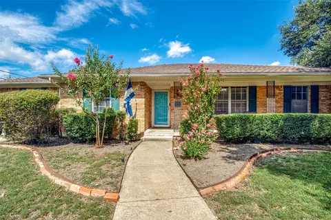 2217 Babalos Ln, Dallas, TX 75228