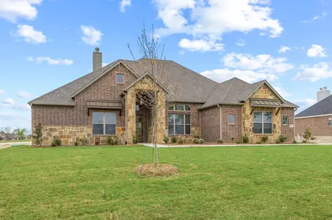 6713 Odom Rd, Sanger, TX 76266