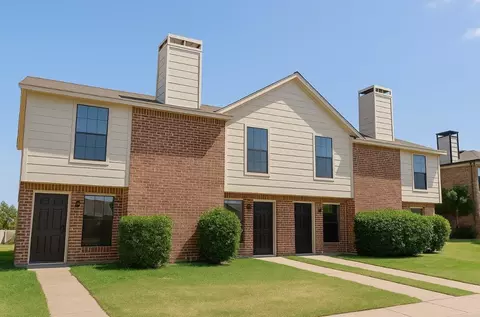 2722 Wimbledon Ct, Garland, TX 75041