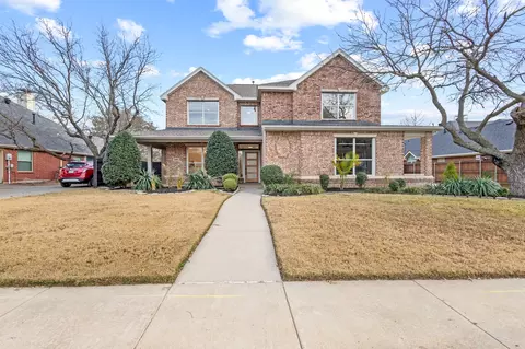 8200 Beverly Dr, North Richland Hills, TX 76182