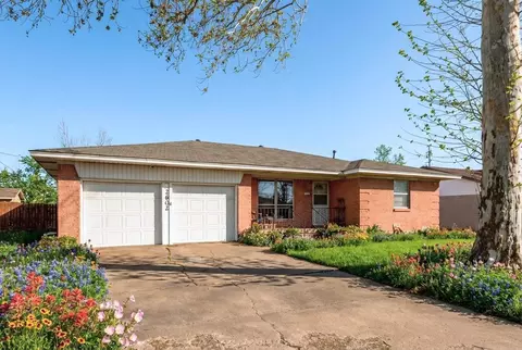 2602 Ridgecrest Dr, Garland, TX 75041