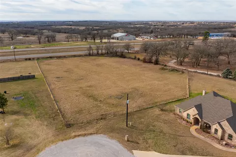 112 Bruce Crandall Ct, Weatherford, TX 76088
