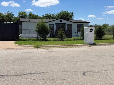 222 Hix Rd, Cleburne, TX 76031