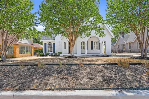 2563 S University Dr, Fort Worth, TX 76109