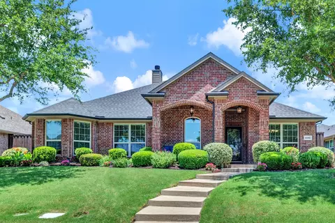 1402 White Water Ln, Rockwall, TX 75087