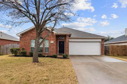 2616 Bissonet Dr, Denton, TX 76210