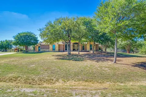 214 Deer Creek Dr, Aledo, TX 76008