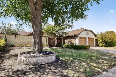 2935 Independence Dr, Mesquite, TX 75150 photo 3