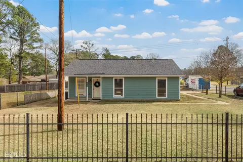 8029 Hobbs Dr, Shreveport, LA 71129