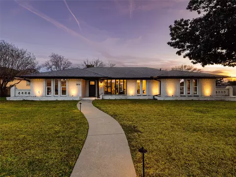 2616 Grandview Dr, Plano, TX 75075