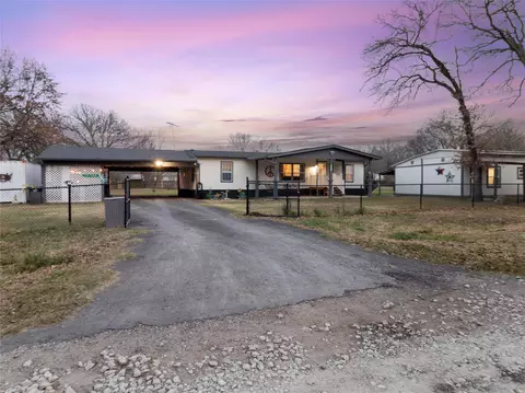 268 Lake Shadow Dr, Gun Barrel City, TX 75156
