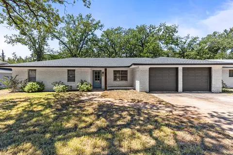 322 S Barbara, Lacy Lakeview, TX 76705