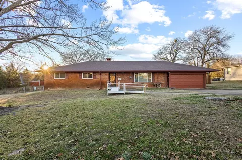 1701 S Lillis Ln, Denison, TX 75020