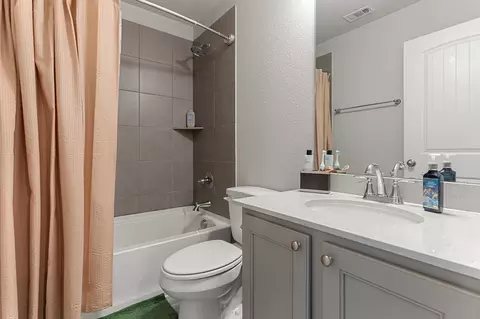 Bath - 2012 Elara Dr, Haslet, TX 76052 photo 5 of 5