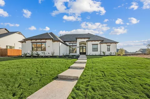 257 Oakmont Dr, Haslet, TX 76052
