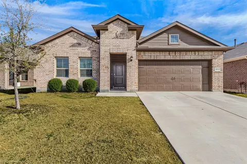 8628 Angel Gardens Dr, Fort Worth, TX 76179