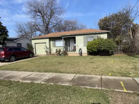 1416 Donald Ave, Carrollton, TX 75006