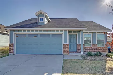 2629 Turtle Dove Dr, Fort Worth, TX 76179